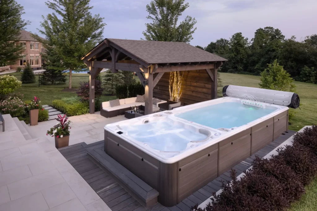 MNP OBLG 18MONTEREY 074 1920x1280 hydropool