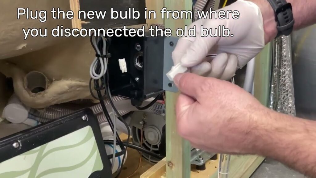 How to Replace a CLEARRAY UV-C Bulb - New England Spas video